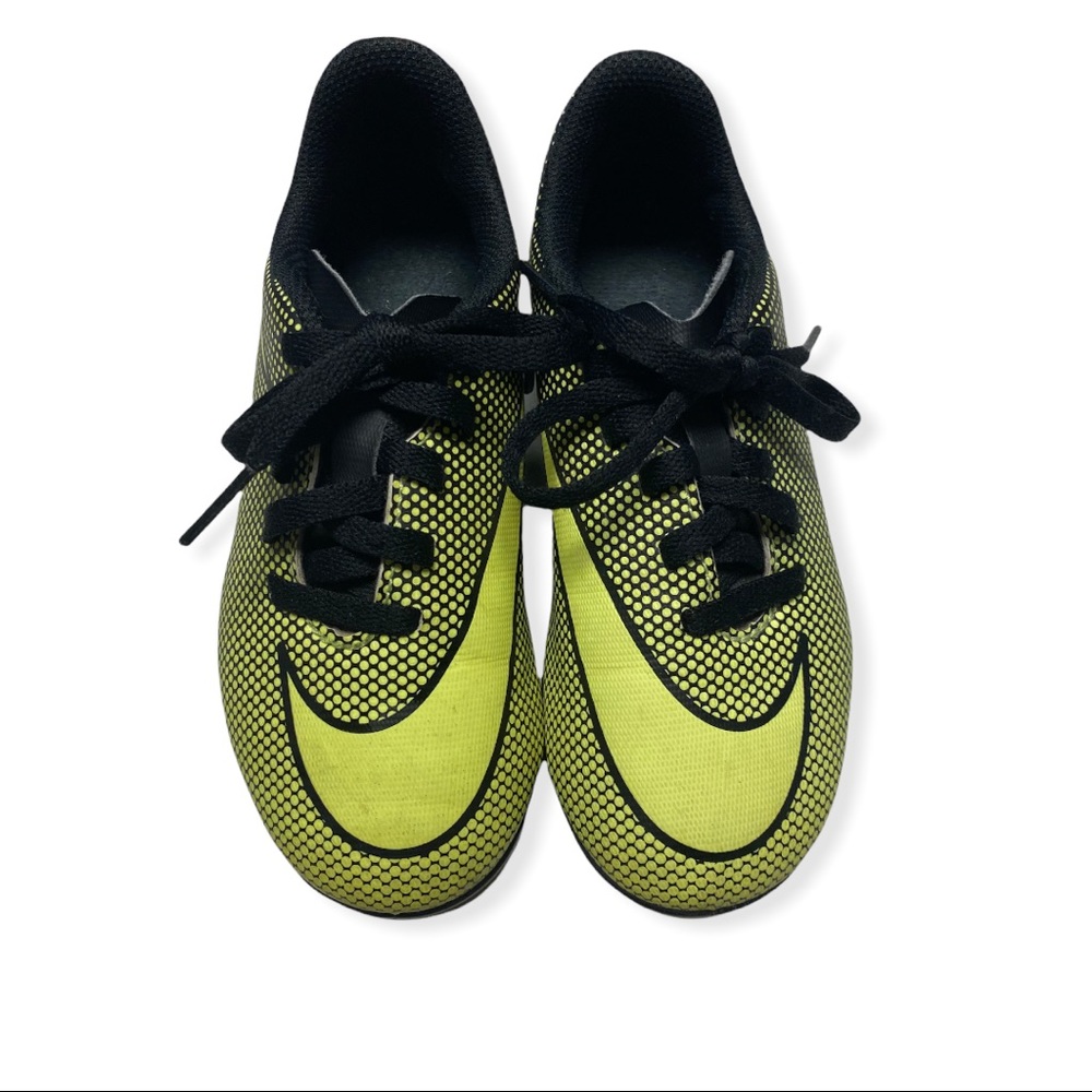 Youth Nike Soccer Cleats Size 11c